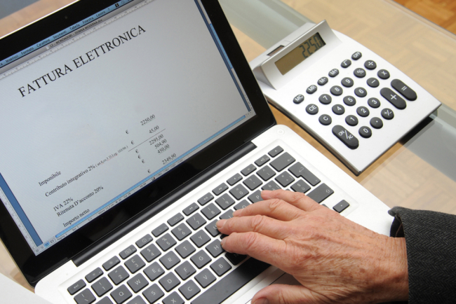 Drukarka fiskalna online – najważniejsze funkcje i wymagania w praktyce